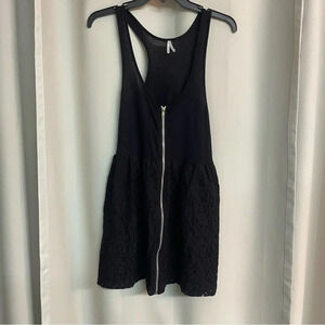 Max Rave black sleeveless dress front zip lace attached skirt size med